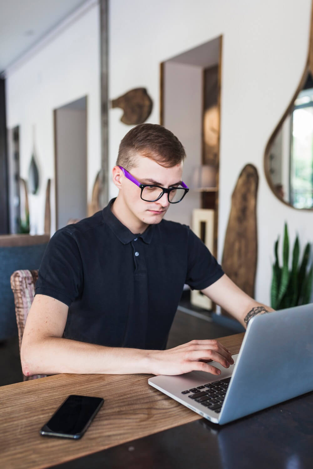 man working in laptop